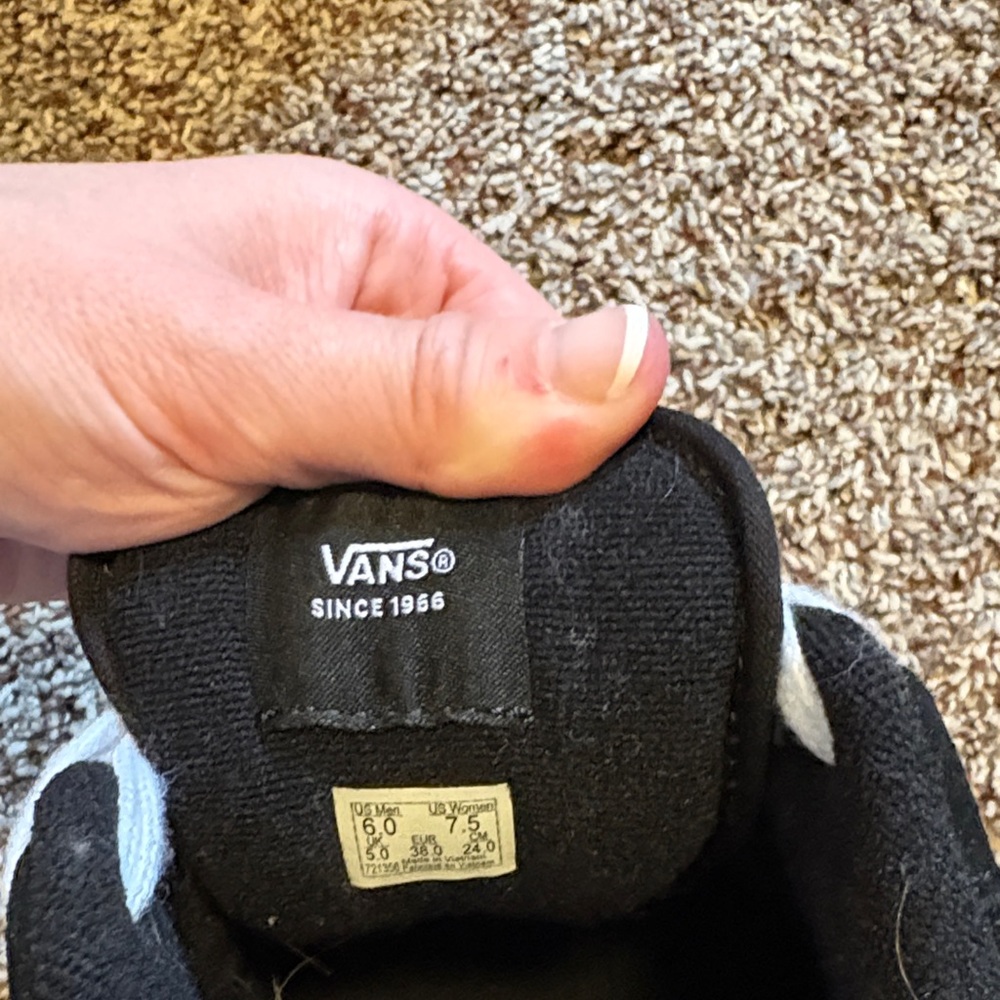 Vans Knu Skool Sneakers with Pearl Studs - Picture 5 of 5